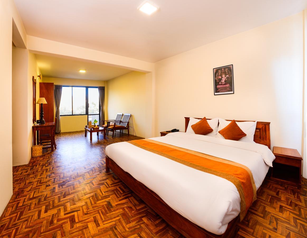 Golden Temple Inn Kathmandu Exterior foto